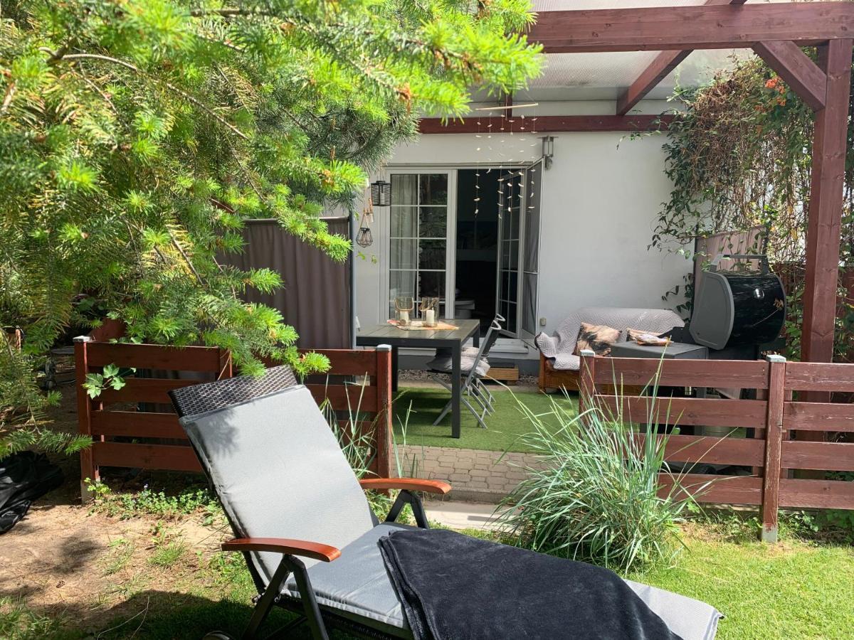 Pool & Lake Holiday Home Markkleeberg Exterior photo